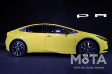 トヨタ 新型プリウス(5代目)