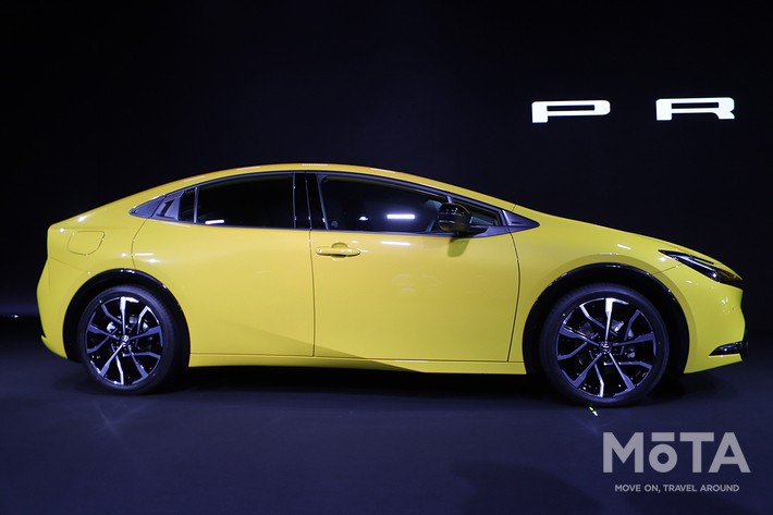 トヨタ 新型プリウス(5代目)