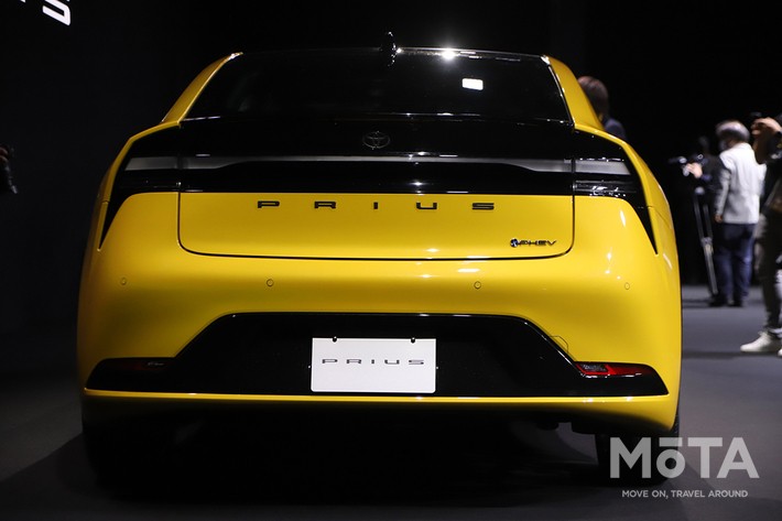 トヨタ 新型プリウス(5代目)