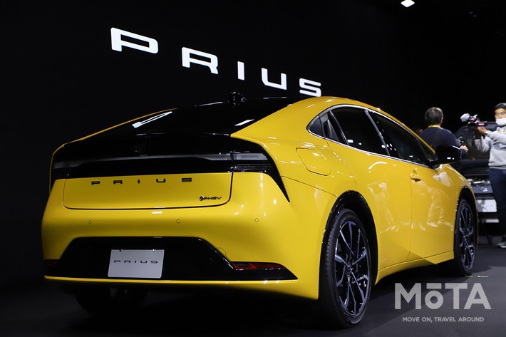 トヨタ 新型プリウス(5代目)