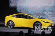 トヨタ 新型プリウス(5代目)