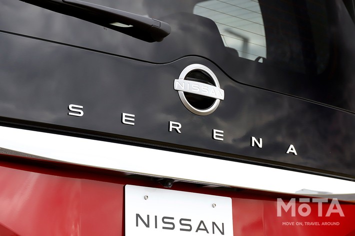 日産 新型セレナ 徹底解説 おすすめモデルは燃費 動力性能 静粛性なども優れたe Powerモデル 該当モデルの価格は319万00 円から 話題を先取り 新型車解説22 Mota