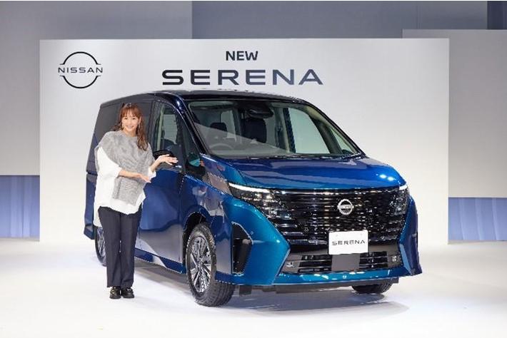 日産初 ミュージカル演出で新車発表会を開催併せて、新型「セレナ」がタレントの藤本美貴さんファミリーの一員に！？ 「新しいセレナに乗って、家族みんなでスノーボードに出かけたい！」