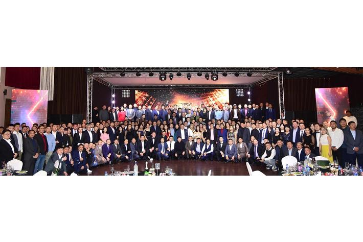 越境ECサイト運営のビィ・フォアードがモンゴルのウランバートル市にて10周年となる年末交流イベントを実施