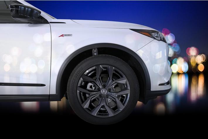 HONDAの海外向け高級ブランドACURA(アキュラ)の最上級SUV「MDX」の販売