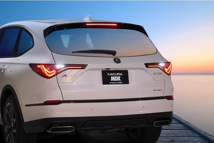 HONDAの海外向け高級ブランドACURA(アキュラ)の最上級SUV「MDX」の販売