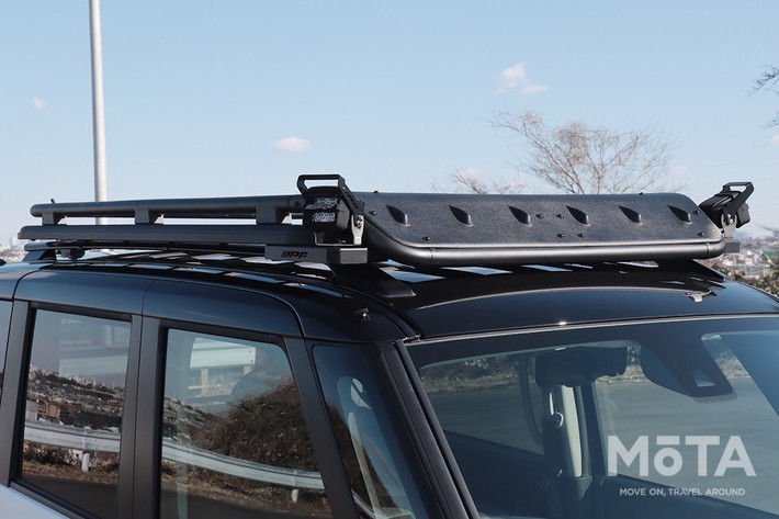 三菱 デリカミニ Snow Survivor