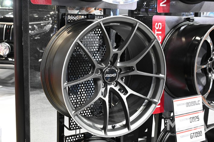 RAYSの人気ブランドホイールが大幅アップデート！ 新商品「TEAM
