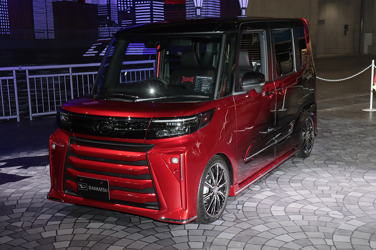 ダイハツ タントカスタム RED／BLACKはカスタマイズの楽しさを提案