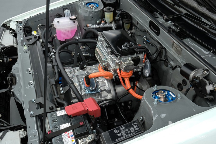 トヨタ AE86 BEV Concept