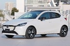 マツダ MAZDA2 15 BD（ボディカラー：スノーフレークホワイトパールマイカ）