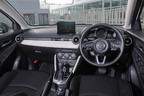 マツダ MAZDA2 15 BD（ボディカラー：スノーフレークホワイトパールマイカ）