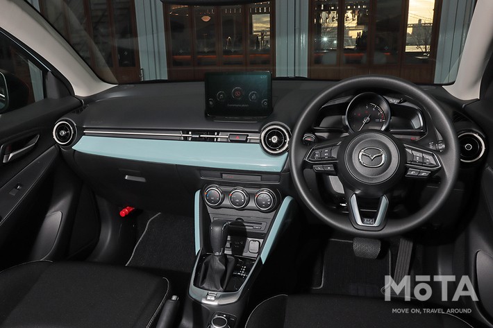 マツダ MAZDA2 15 BD（ROOKIE DRIVE架装車／ボディカラー：エアストリームブルーメタリック）