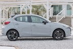 マツダ MAZDA2 XD SPORT+（ボディカラー：エアログレーメタリック）