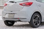 マツダ MAZDA2 XD SPORT+（ボディカラー：エアログレーメタリック）