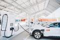 ABB E-モビリティ、EV充電器の世界累計販売100万台を達成