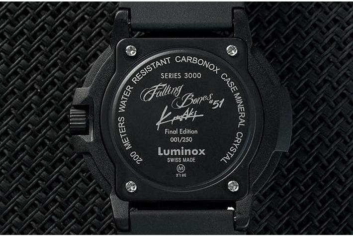 ルミノックス最安値！岩城滉一2本専用箱付 クールス 定価125400円 腕時計ルミノックス】岩城滉一氏率いるバイクチーム～フォーリング