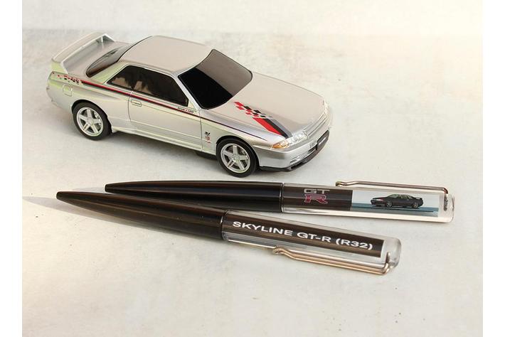【NEW】日産スカイライン GT-R (BNR32)フローティングペン発売。（限定400個）