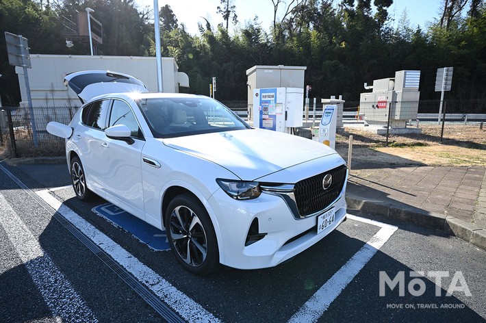 プラグインハイブリッド車は電気自動車のように外部充電が可能
