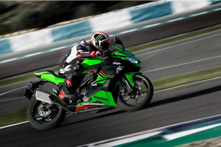 写真・グラフィック R カワサキ「Ninja ZX-6R」カラー＆グラフィック変更 2025年9月27