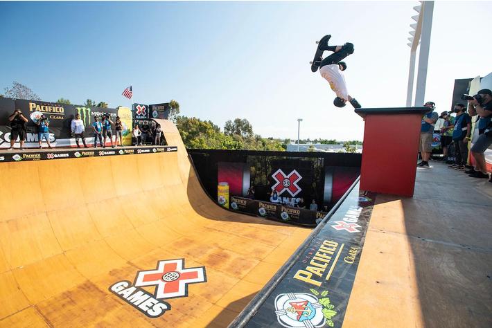 X GAMES 2024 スケートデッキB | X Games 2024 | X Games Japan Shop