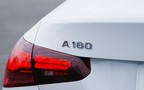 メルセデス・ベンツ Aクラス(A180セダン)