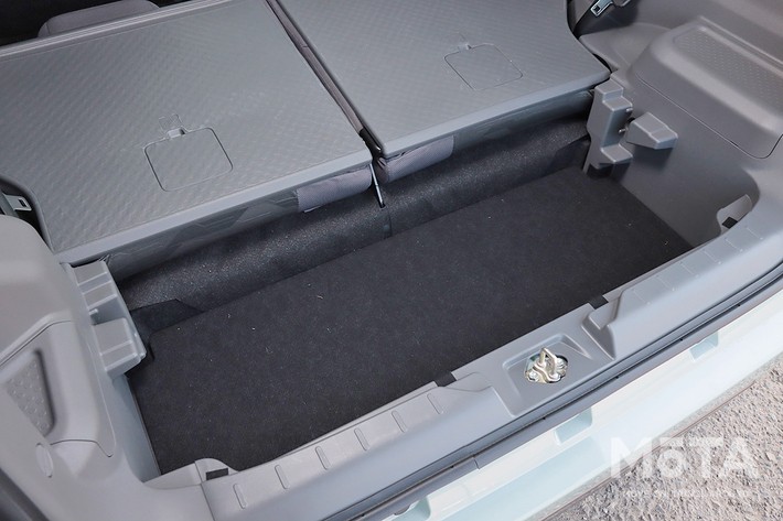 ダイハツ タフト（ボディカラー：レイクブルーメタリック〈B87〉）