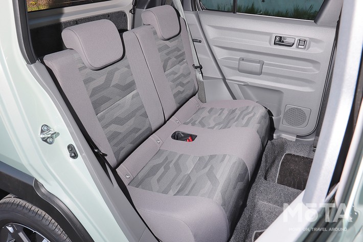 ダイハツ タフト（ボディカラー：レイクブルーメタリック〈B87〉）