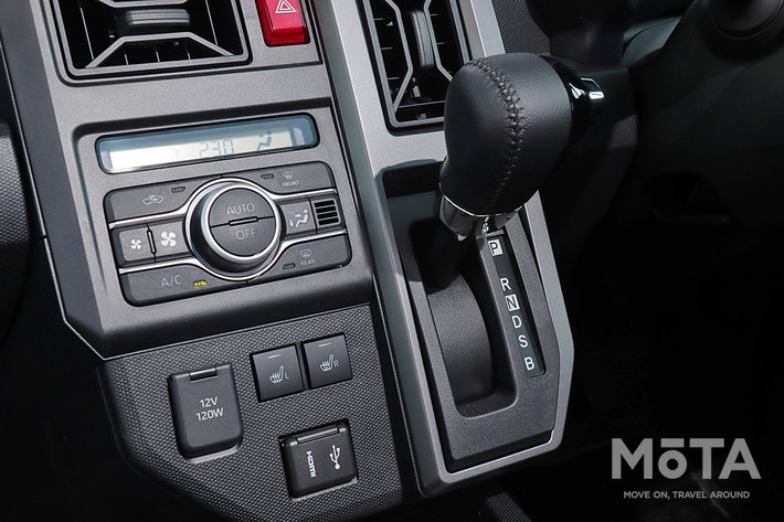 ダイハツ タフト（ボディカラー：レイクブルーメタリック〈B87〉）