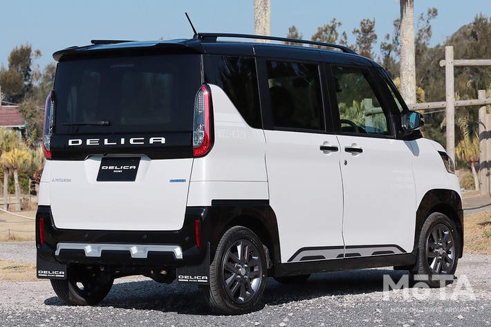 三菱 デリカミニ アクティブトーンスタイル