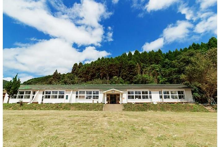 ノルディスクヴィレッジゴトウアイランズにＲＶパーク設置。離島のグランピング施設で車中泊