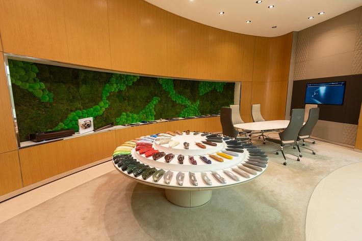 ベントレーアメリカのディーラーがカーボンニュートラル認証を取得