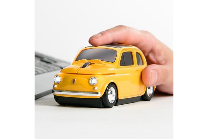 「Fiat Nuova 500」無線マウスを買うと、「非売品ミニカー」プレゼント！（6/9～）