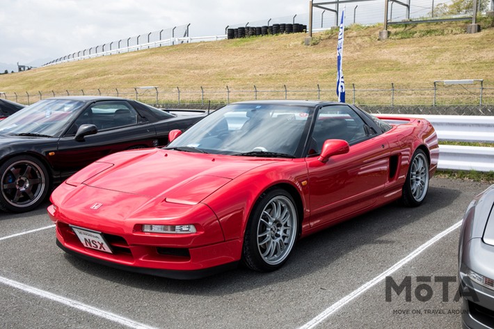 ホンダ NSXクーペに「ボルクレーシングRE30（F＝17×8 R＝18×9.5）」を装着