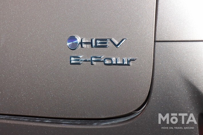 トヨタ アルファード Executive Lounge／ボディカラー：プレシャスレオブロンズ