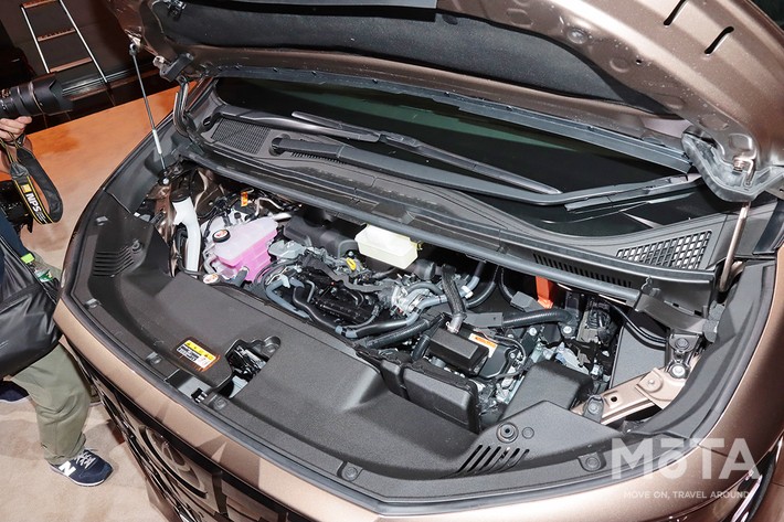 トヨタ アルファードExecutive Lounge／ボディカラー：プレシャスレオブロンズ