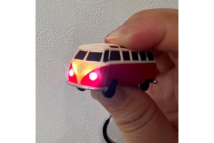 Volkswagen バス ミニカー LEDライト付き　新品乾電池付き Volkswagen バス ミニカー LEDライト付き新品乾電池付き