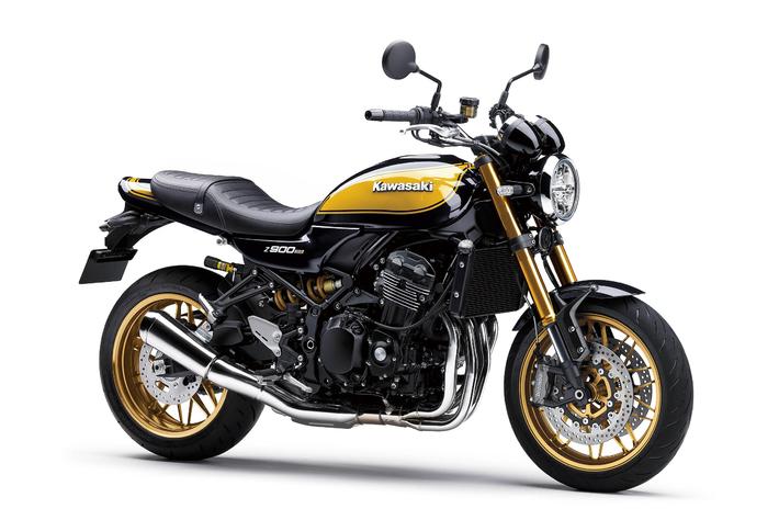 絶対的な信頼 新品】【値下げしました】Z900RS テールカウル 新車取り外し品 パーツ
