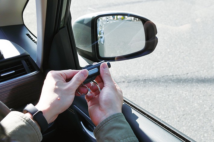 ニュートレイン「緊急脱出用ハンマー パンチショット」