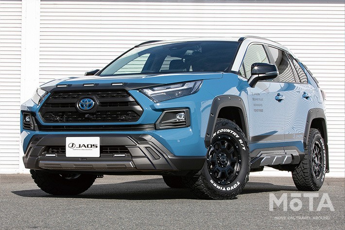 老舗カスタムパーツメーカーのジャオス、トヨタ RAV4 Adventure用のフロントバンパーガードとフェンダーガーニッシュを発売！ さらに足元に力強さを与えるデザインのホイールではサイズを拡充