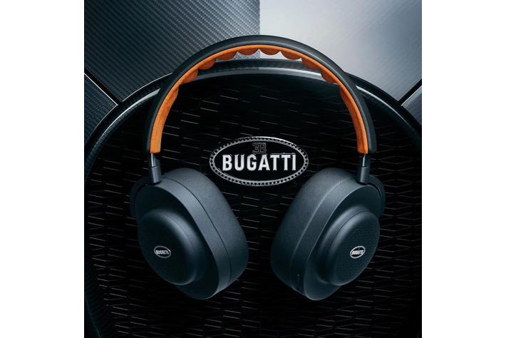 【開封済み未使用】ブガッティゲーミングワイヤレスヘッドホン(BUGATTI) 日本国内100台限定！あの超高級自動車メーカー「ブガッティ