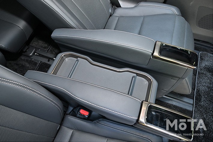 トヨタ 新型アルファード／新型ヴェルファイア