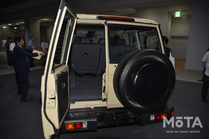 トヨタ 新型ランドクルーザー70