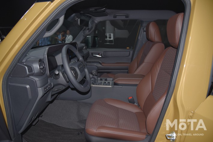 トヨタ 新型ランドクルーザー250