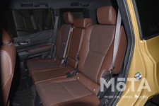 トヨタ 新型ランドクルーザー250