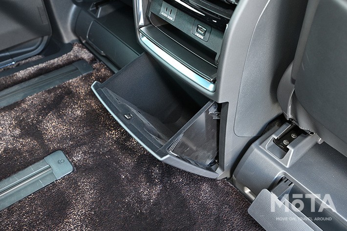 トヨタ 新型アルファード／新型ヴェルファイア