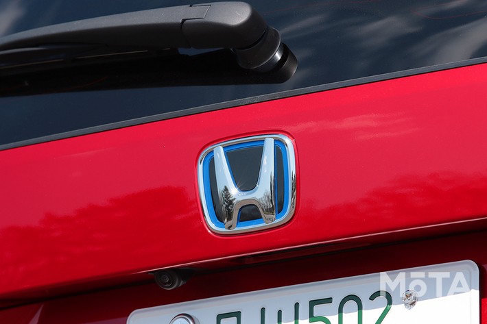 ホンダ フィット e:HEV HOME