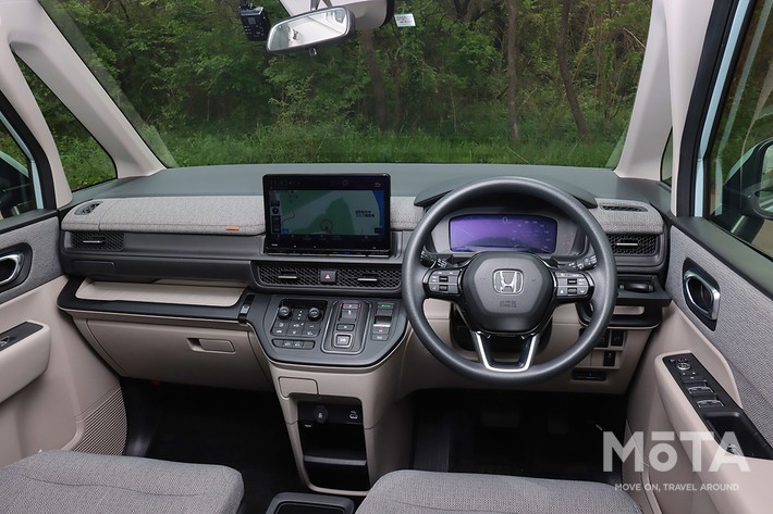 ホンダ ステップワゴン e:HEV AIR