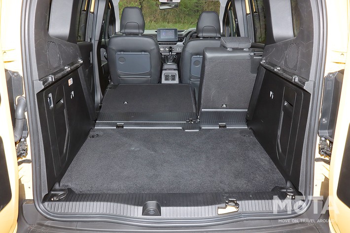 ルノー カングー クレアティフ（ガソリン）