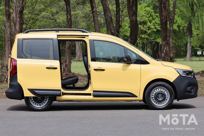 ルノー カングー クレアティフ（ガソリン）